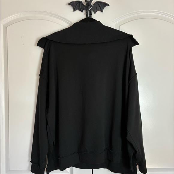 Torrid Fleece V-Neck Sweatshirt Elegant Cut Soft Comfortable size 3X - Picture 6 of 15